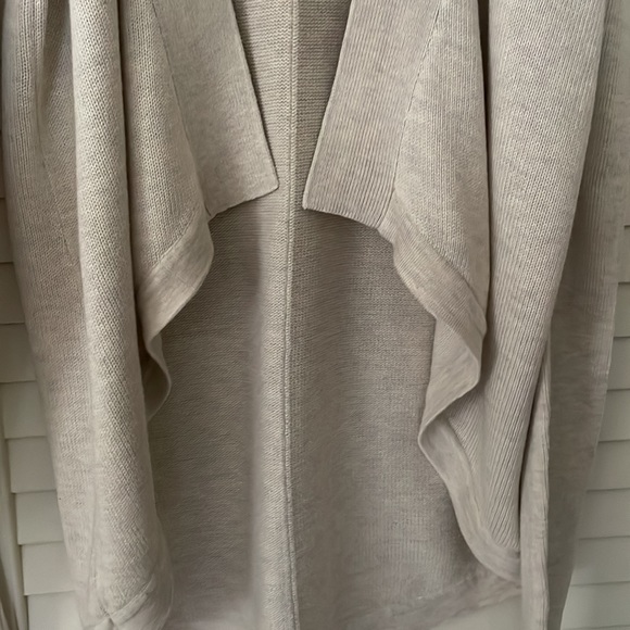 Cold shoulder cardigan - Picture 5 of 6